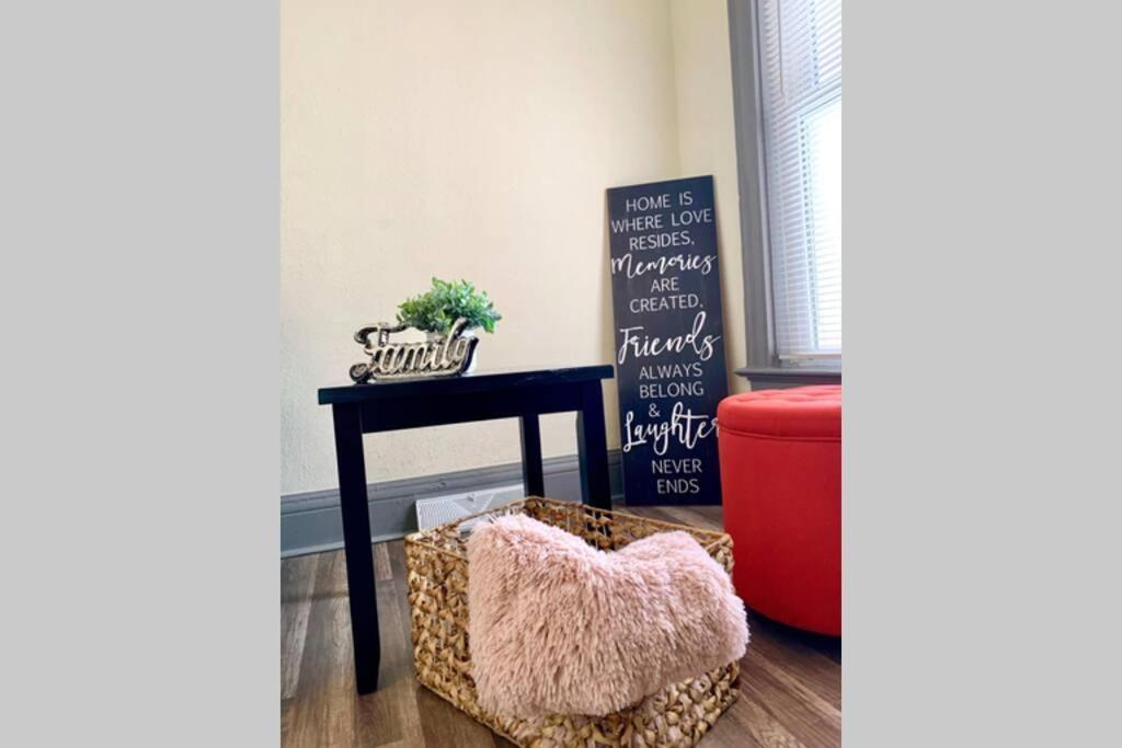 5br Niagara Getaway Prime Location-sleeps 10 Niagara Falls
